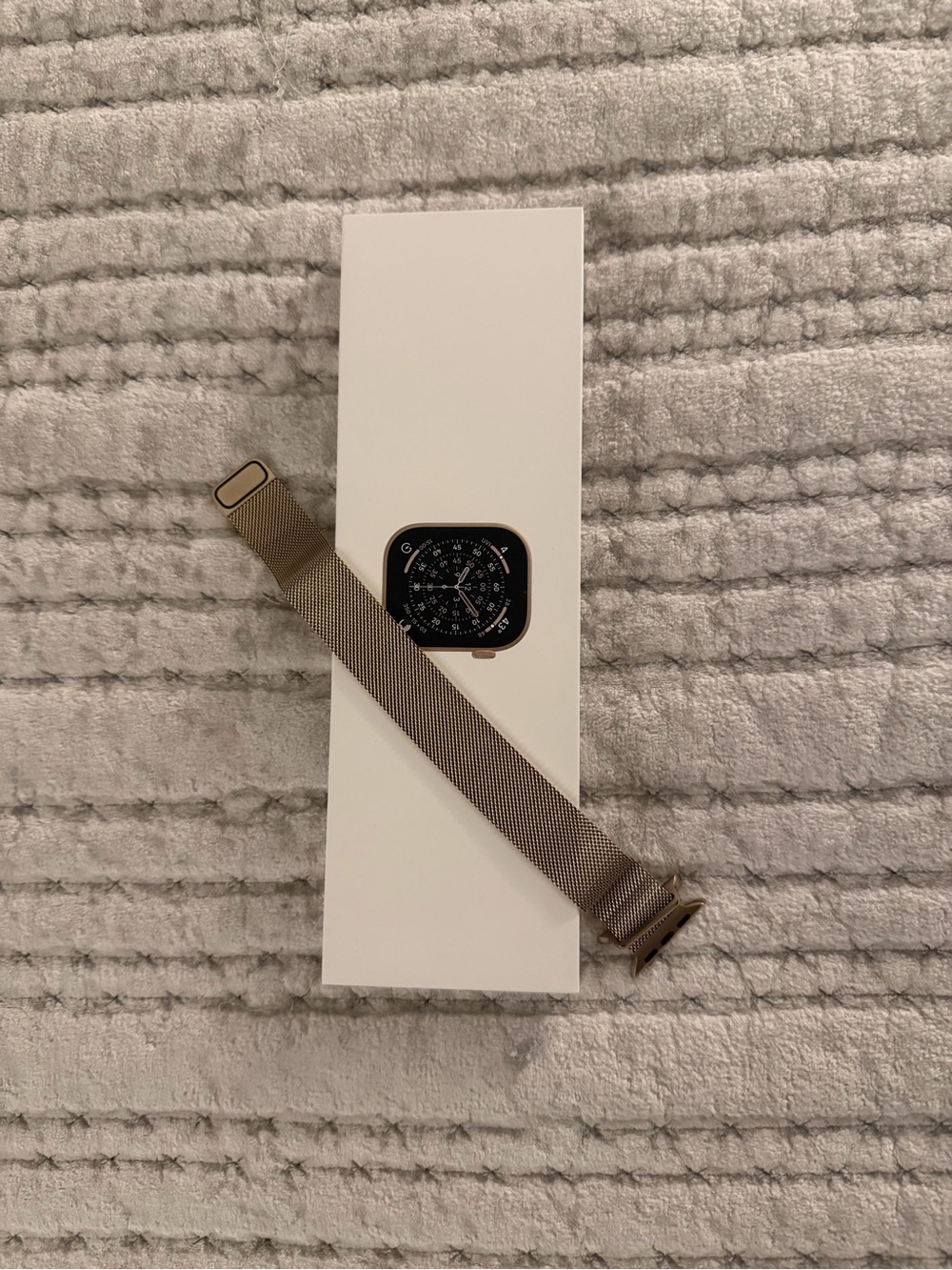 Apple Gold Milanese Loop Watch Band